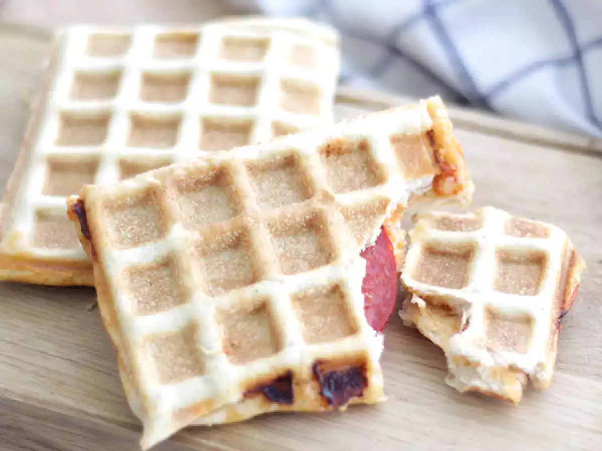 Recipe Pizza waffles - video recipe !