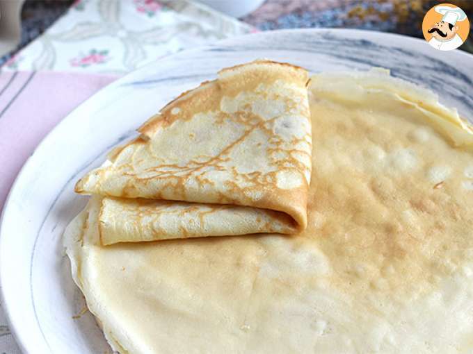 Recipe French crepes, the real recipe - Video recipe !