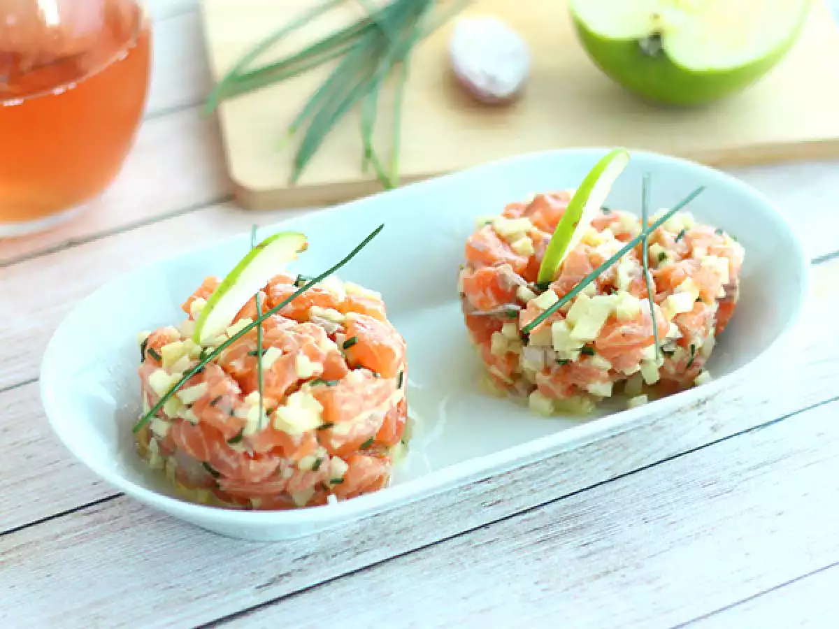 Recipe Fresh salmon tartare with green apple