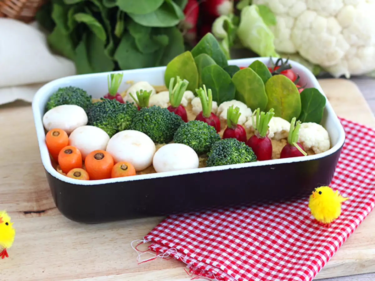 Recipe Vegetable garden for appetizers (hummus and baby vegetables)