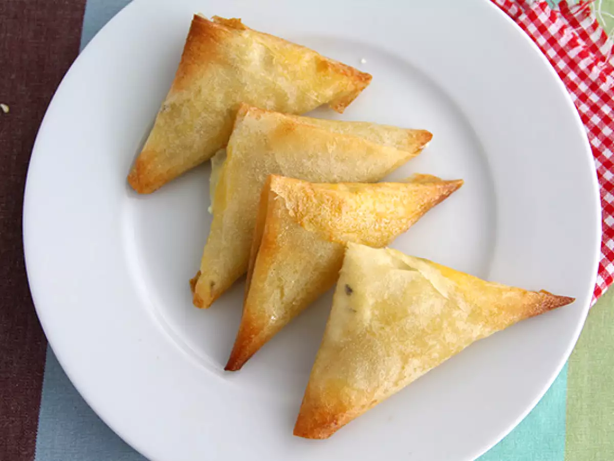 Recipe Rikakats-style samosas