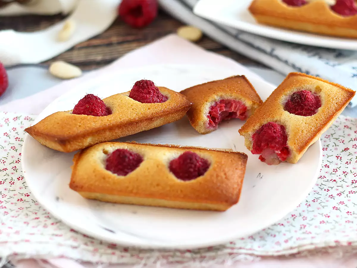 Recipe Raspberry financiers: a detailed and easy recipe