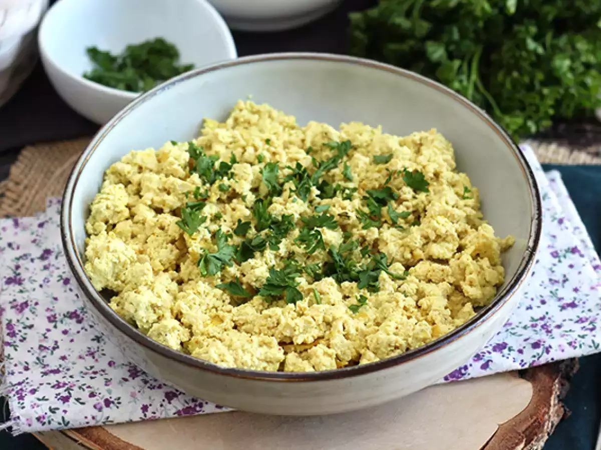 Recipe Scrambled tofu to replace your scrambled eggs!