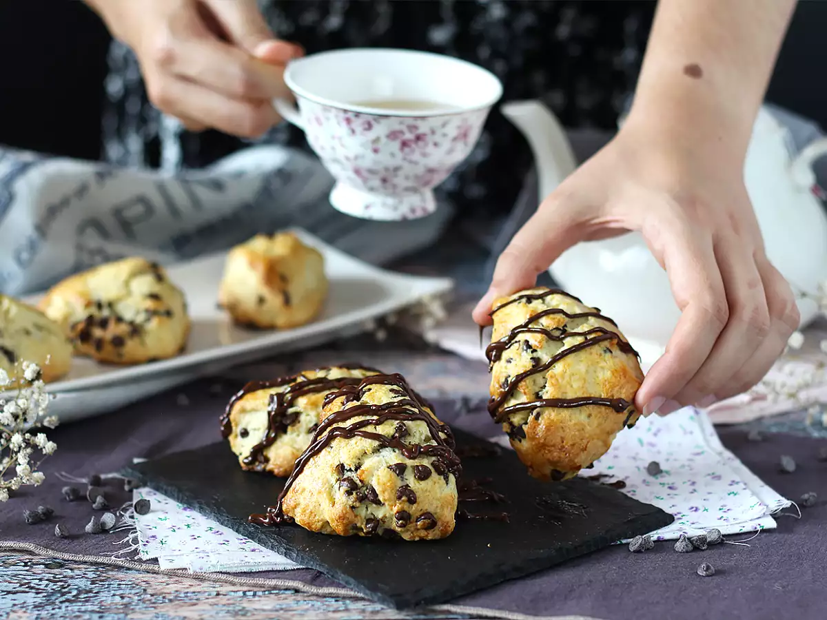 Recipe Easy and soft chocolate chip scones