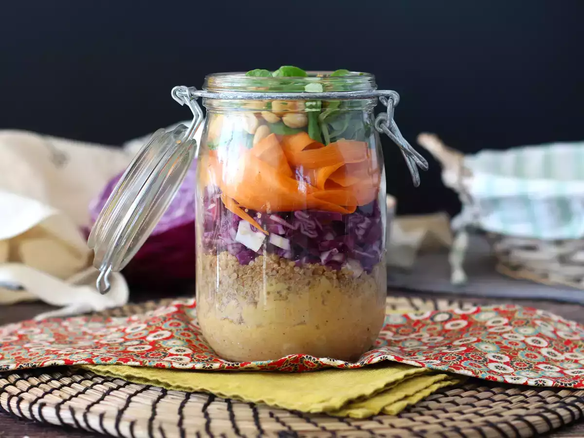 Recipe Jar salad: our easy-to-make vegetarian version