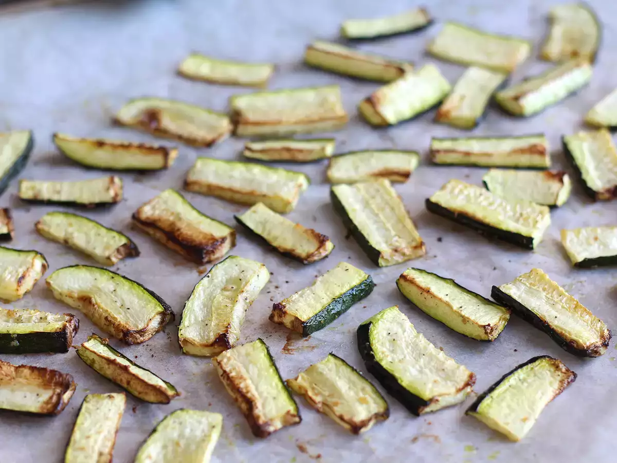Recipe How to cook zucchini in the oven?