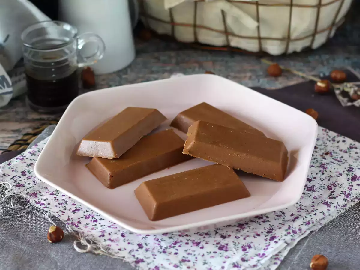 Recipe Homemade gianduja, the super easy italian recipe to make and perfect with coffee!