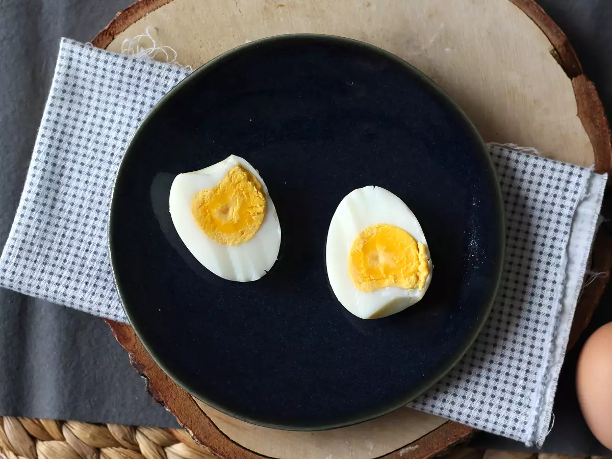Recipe Hard-boiled eggs but cooked in airfryer