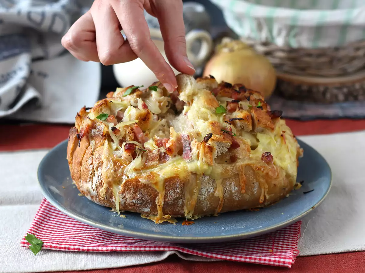 Recipe Tartiflette-style stuffed hedgehog bread