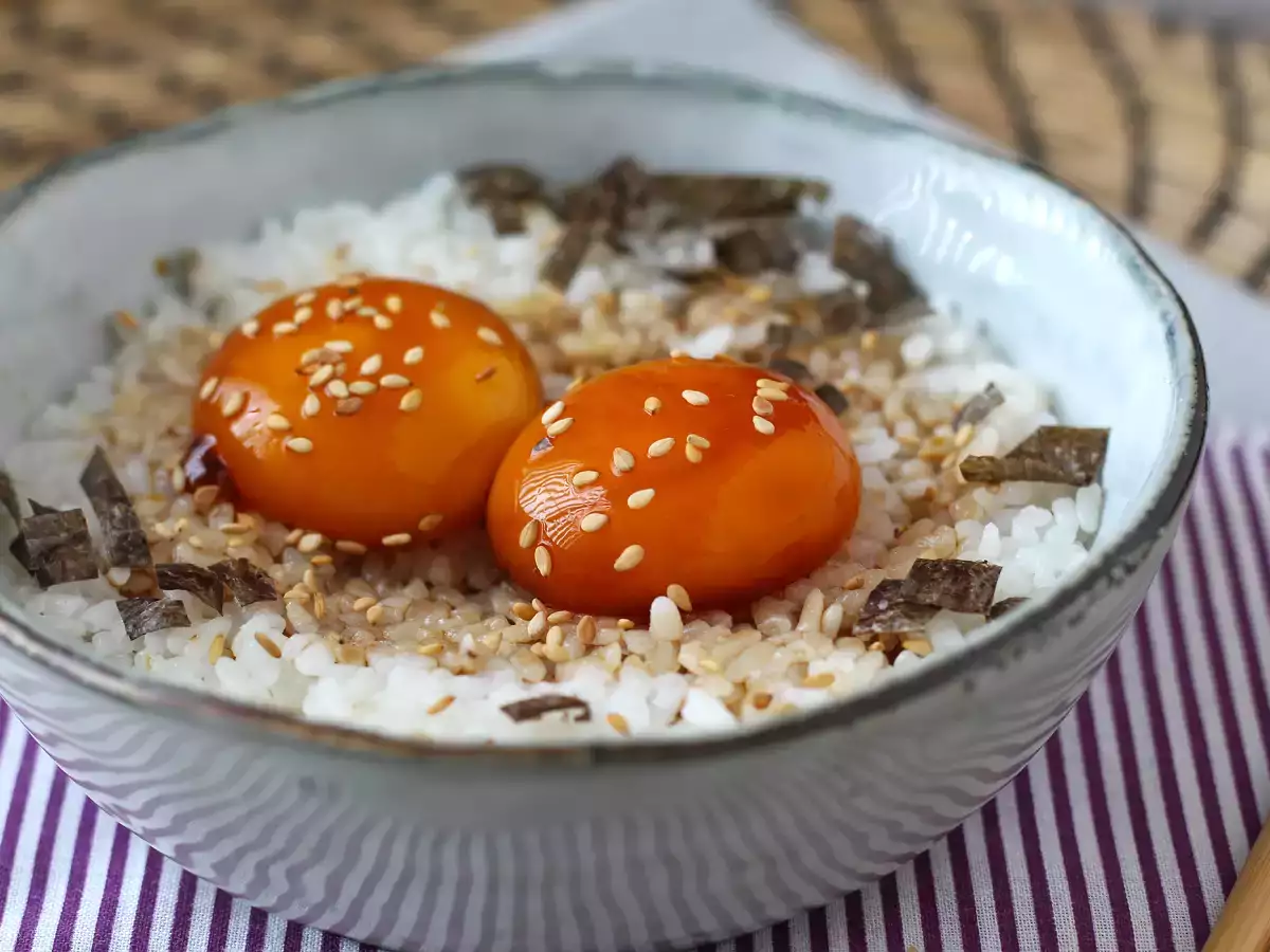 Recipe Cured egg yolks in soy sauce
