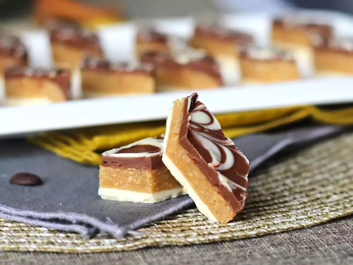 Recipe Rkhama, the moroccan peanut and chocolate candy that doesn't need an oven