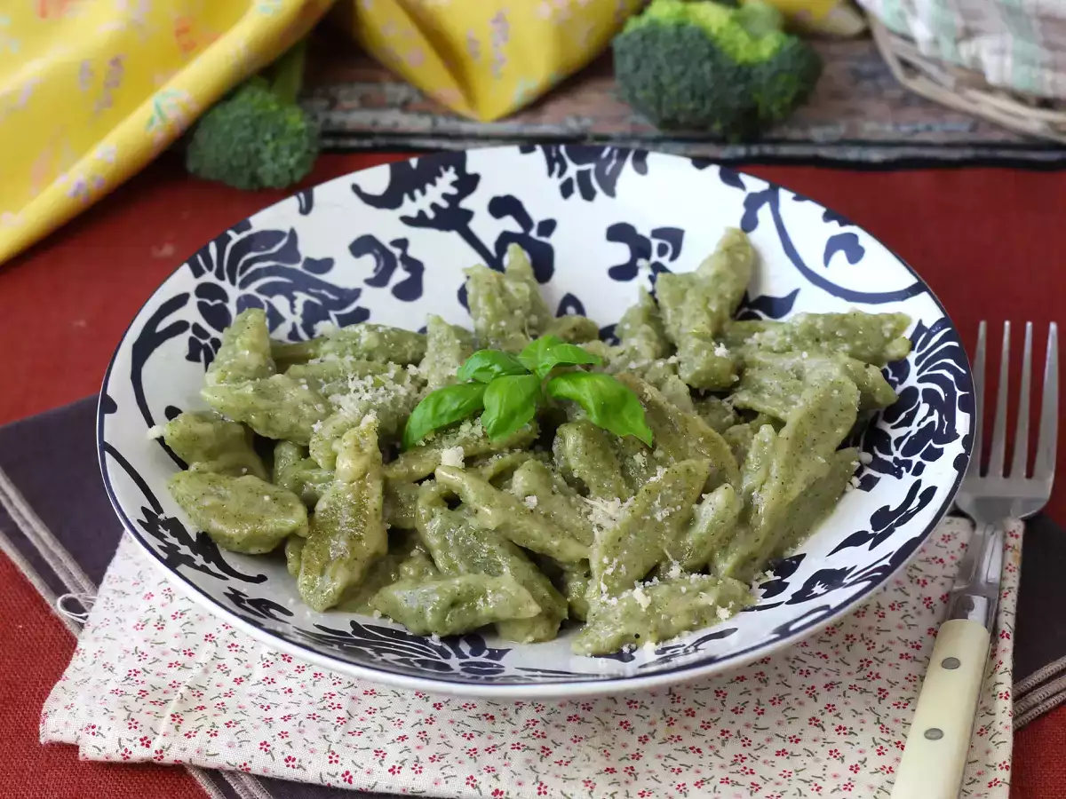 Recipe Super-easy broccoli pasta to get kids excited about vegetables, no material required!