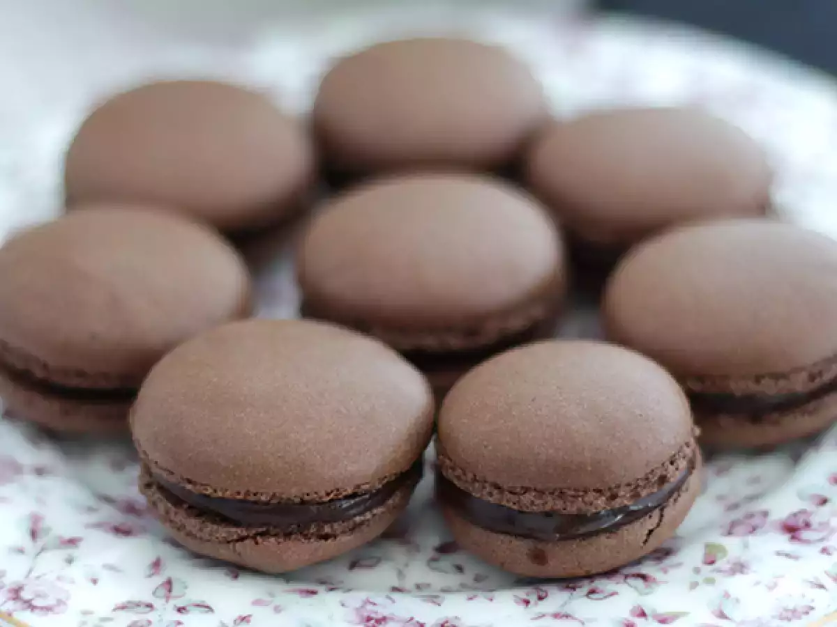 Recipe Chocolate macaroons, recipe and tips - french macarons