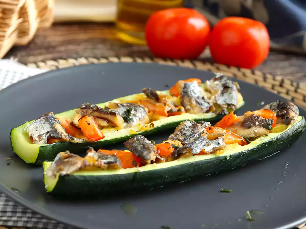 Recipe Zucchinis stuffed with tomatoes and sardines