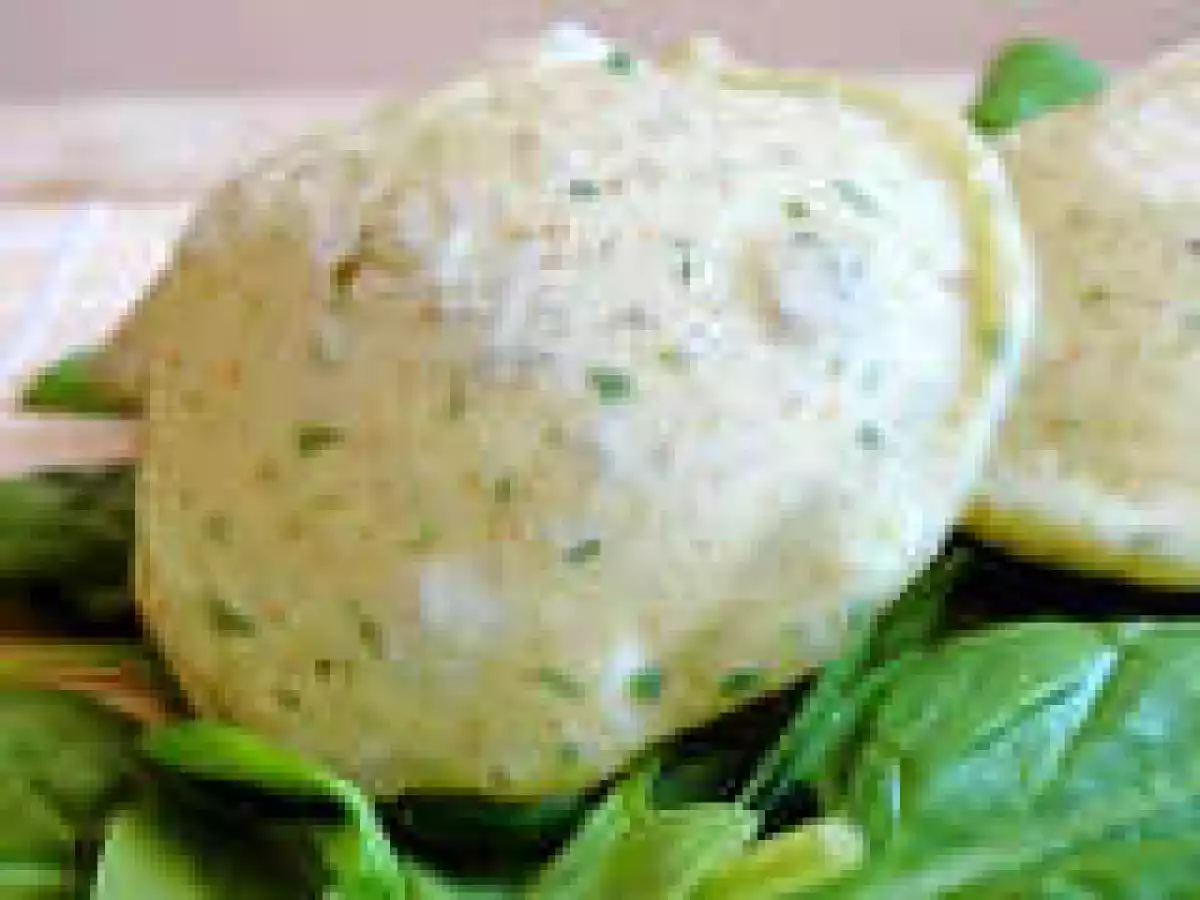 Puffy, Fluffy Spinach and Green Chilli Puris