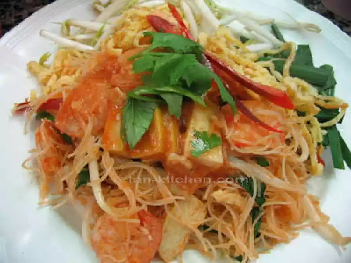 Recipe Mee kati (noodles with coconut milk)