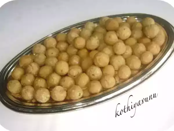 Recipe Kaliyadakka/cheeda /uppu seedai / savoury fried rice balls