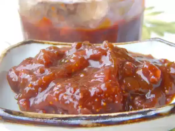 Recipe Balsamic, fig and onion jam