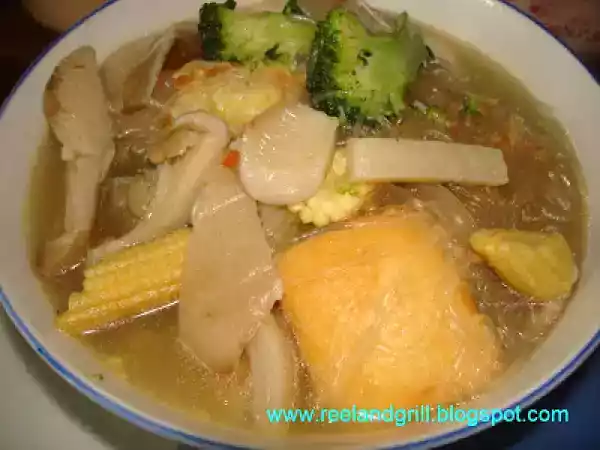 Recipe Seafood balls and veggies hotpot (steamboat)
