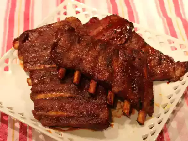 Recipe Sticky bourbon & maple glazed pork spare ribs