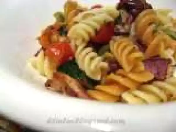 Recipe Tricolore Fusilli Aglio Olio With Streaky Bacon