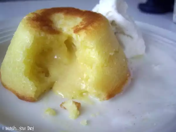 Recipe White chocolate lemon lava cake
