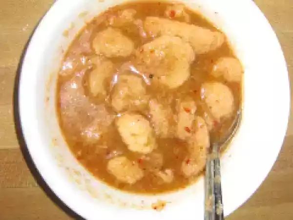 Recipe Pulla besaru/putekalu besaru / urad dal dumplings in masala gravy