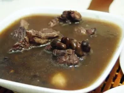 Recipe Weekend herb blogging - black beans pork rib soup
