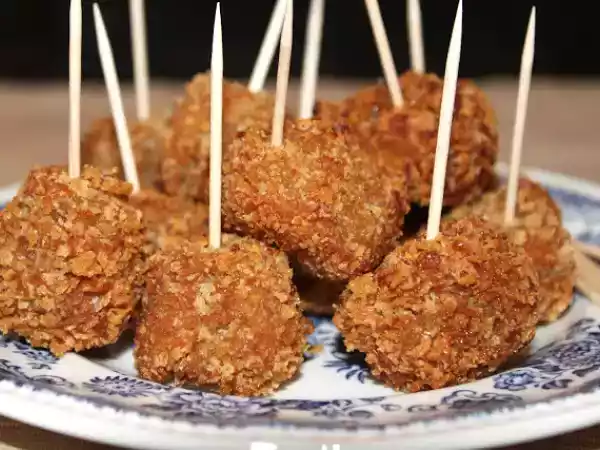 Recipe Deep fried peanut butter banana balls ~ an angry (lovely) dessert!