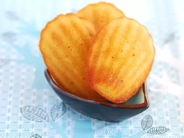 Recipe Manuka honey & lemon madeleines