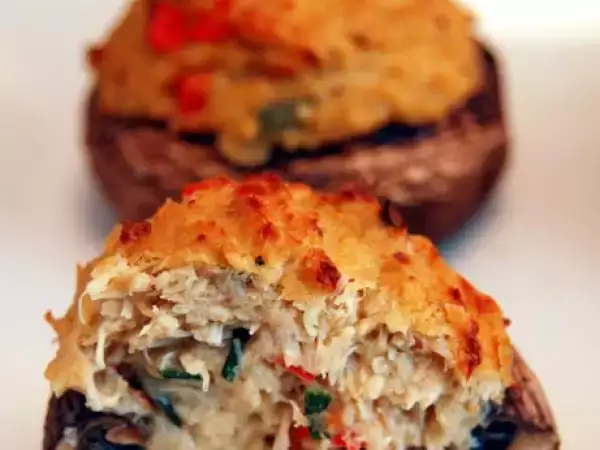 Recipe Crab stuffed mushrooms with horseradish dipping sauce