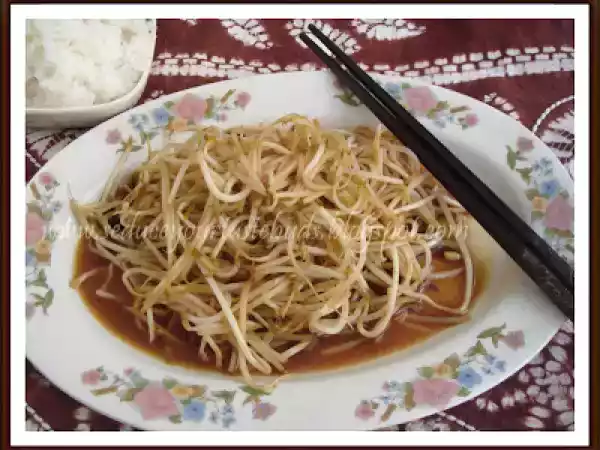 Recipe Chinese saucy bean-sprouts stir-fry