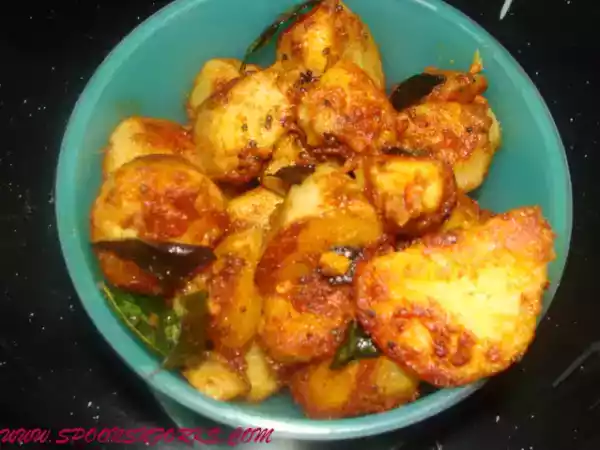 Recipe Dry taro curry (sivapan kizhangu kai)