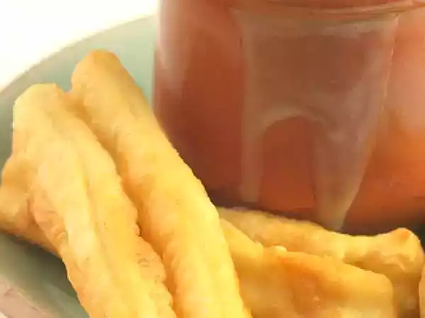 Recipe Yau char kuai - fried bread dough served with thai coconut custard