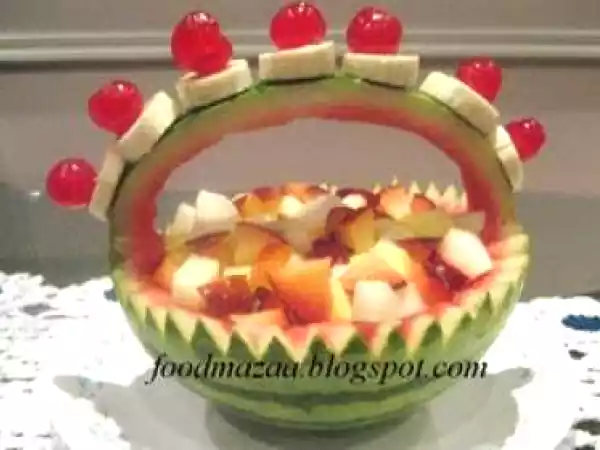 Recipe Fruit salad in watermelon basket