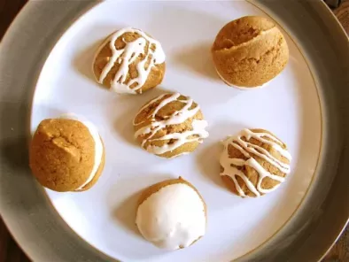 Recipe Mini sweet potato whoopie pies with maple marshmallow frosting