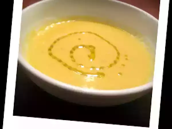 Recipe doesn't taste like celery, my lily-white ass : celery root & apple soup