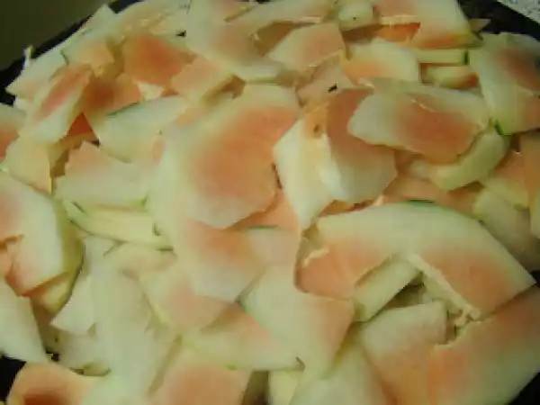 Recipe Green papaya and chili peppers side dish: papaya marcha nu shak