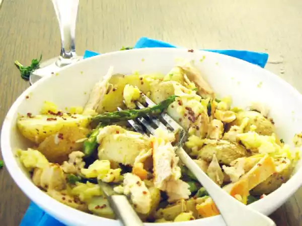 Recipe Warm chicken & potato salad with sweet mustard dressing