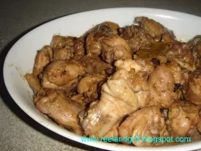 Recipe Chicken adobo cum paksiw (chicken braised in vinegar & sugar)