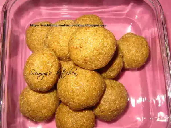 Recipe Roasted rice ladoo / ari varutha unda