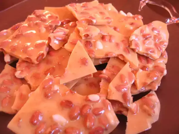 Recipe Habanero honey peanut brittle