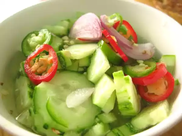 Recipe Thai cucumber relish (ajad)