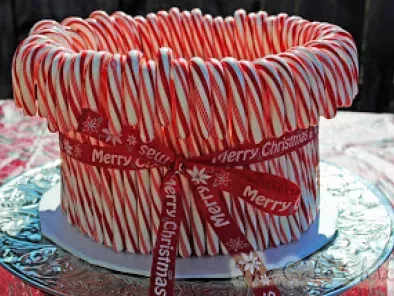 Recipe Chocolate peppermint candy cane cake with whipped white chocolate ganache