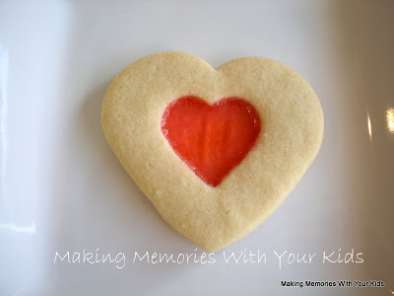 Recipe stained glass valentine cookies