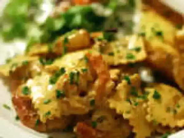 Recipe Pan Seared Shrimp & Four Cheese Ravioli with Vodka Cream Sauce