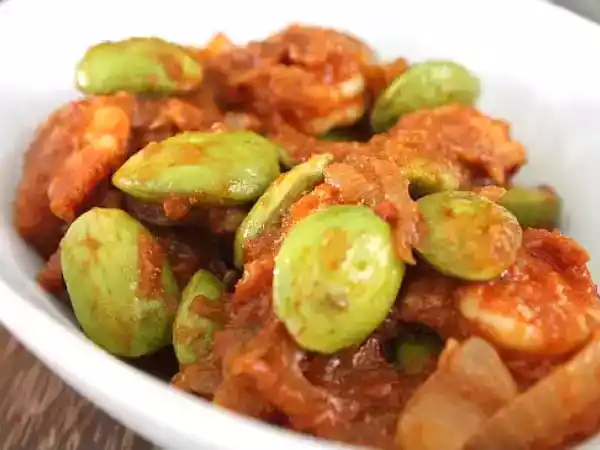Recipe Sambal petai udang (spicy prawns with stinky beans)