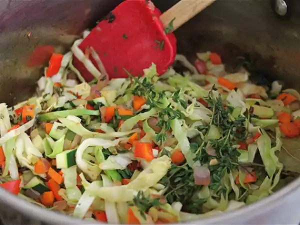 Recipe Anti-inflammatory foods {a healthy healing vegetable soup}