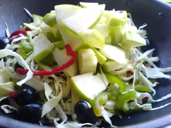 Recipe Apple and cabbage salad