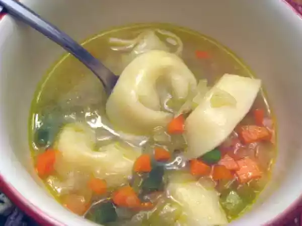 Recipe Leek, zucchini & goat cheese tart and chicken tortellini soup